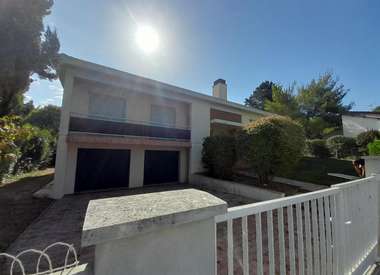 Maison 7 Pièces 196 m²