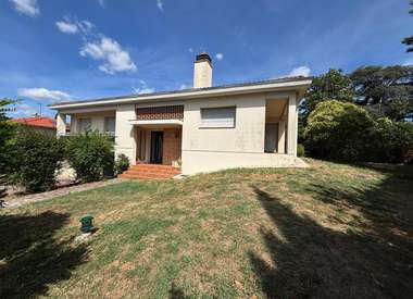 Maison 7 Pièces 196 m²