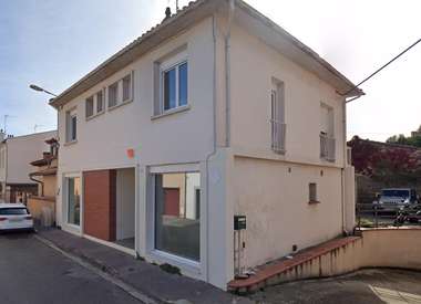 Local professionnel 4 Pièces 73 m²