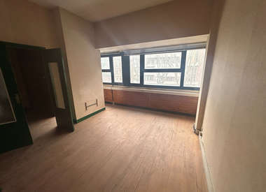 Local professionnel 3 Pièces 55 m²